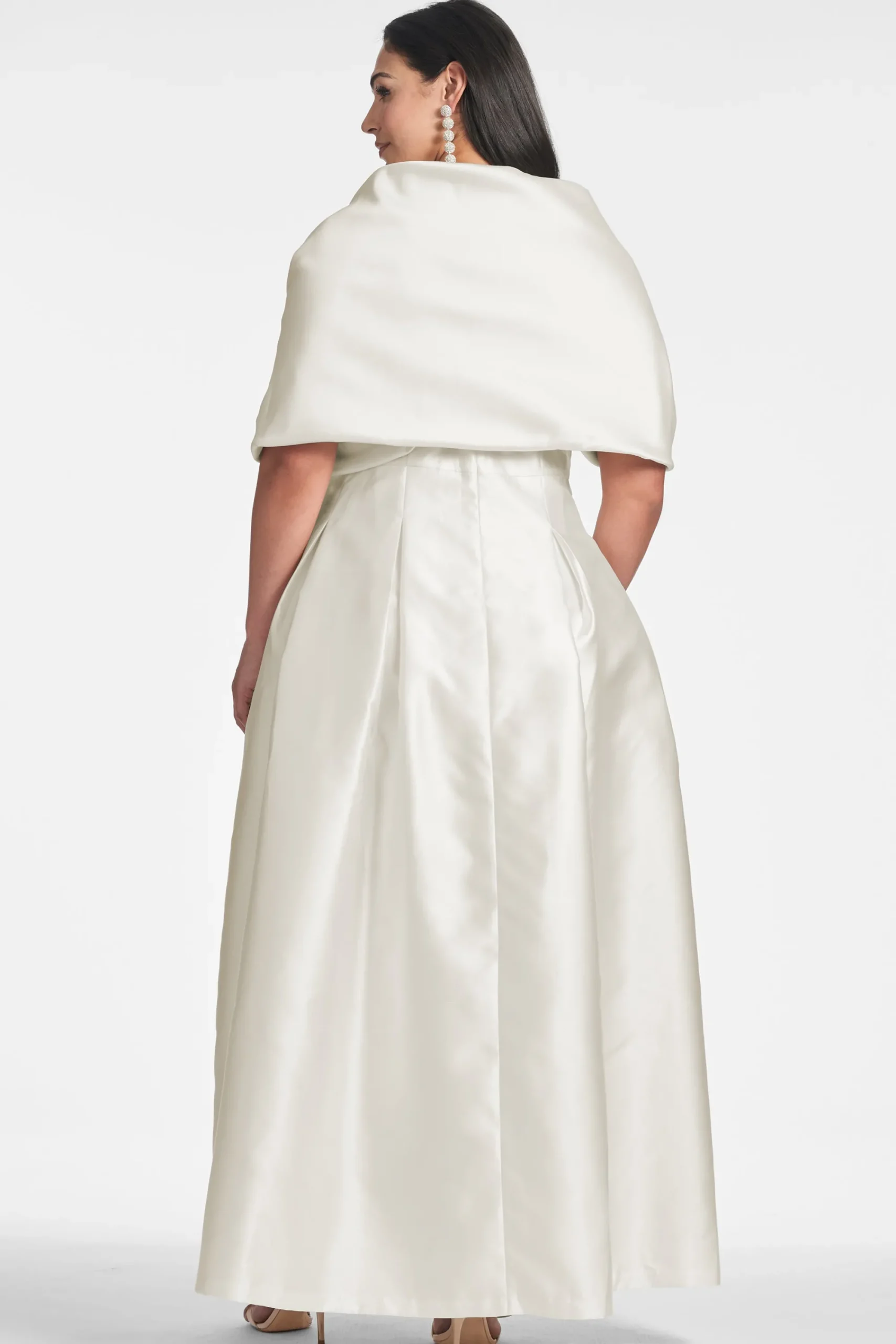 Best Sale Sachin & Babi The Hug Shawl - Ivory